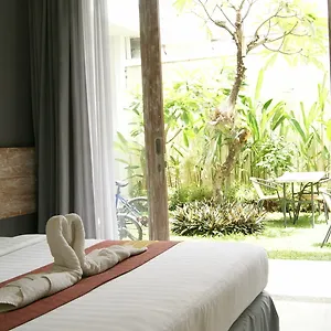 sugiras-living.ubudhotelsnow.com/